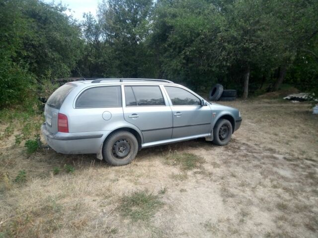 Сірий Шкода Октавія, об'ємом двигуна 1.6 л та пробігом 270 тис. км за 4000 $, фото 1 на Automoto.ua