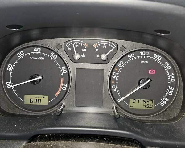 Сірий Шкода Октавія, об'ємом двигуна 1.98 л та пробігом 217 тис. км за 5500 $, фото 14 на Automoto.ua