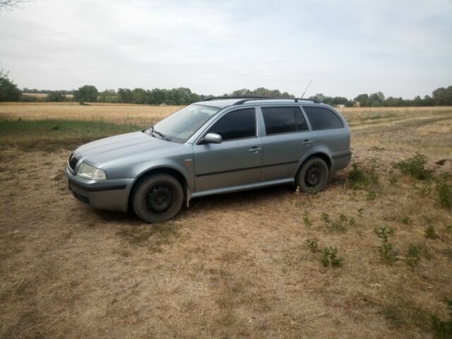 Сірий Шкода Октавія, об'ємом двигуна 1.6 л та пробігом 270 тис. км за 4000 $, фото 2 на Automoto.ua