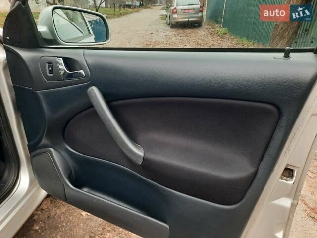 Сірий Шкода Октавія, об'ємом двигуна 1.6 л та пробігом 202 тис. км за 4850 $, фото 84 на Automoto.ua