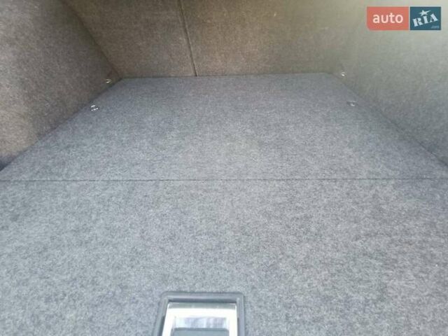 Серый Шкода Октавия, объемом двигателя 1.6 л и пробегом 217 тыс. км за 5000 $, фото 16 на Automoto.ua