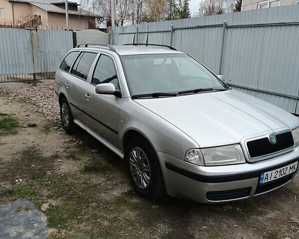 Шкода Октавия 2003 в Макарове на Automoto.ua Серый Шкода Октавия, объемом двигателя 1.6 л и пробегом 253 тыс. км за 4900 $, фото 14 на Automoto.ua