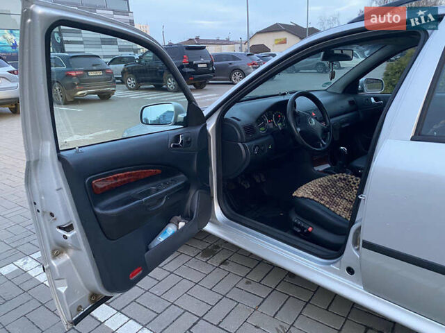 Серый Шкода Октавия, объемом двигателя 1.8 л и пробегом 320 тыс. км за 4999 $, фото 18 на Automoto.ua