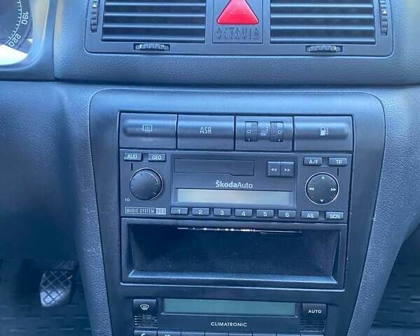 Сірий Шкода Октавія, об'ємом двигуна 1.9 л та пробігом 311 тис. км за 5600 $, фото 5 на Automoto.ua