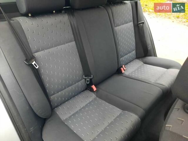 Сірий Шкода Октавія, об'ємом двигуна 1.6 л та пробігом 202 тис. км за 4850 $, фото 54 на Automoto.ua