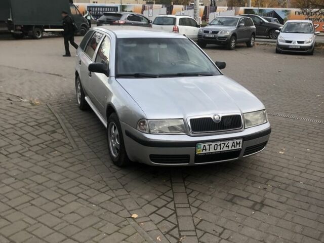 Серый Шкода Октавия, объемом двигателя 1.6 л и пробегом 243 тыс. км за 2500 $, фото 1 на Automoto.ua