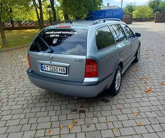 Сірий Шкода Октавія, об'ємом двигуна 1.6 л та пробігом 264 тис. км за 4500 $, фото 11 на Automoto.ua