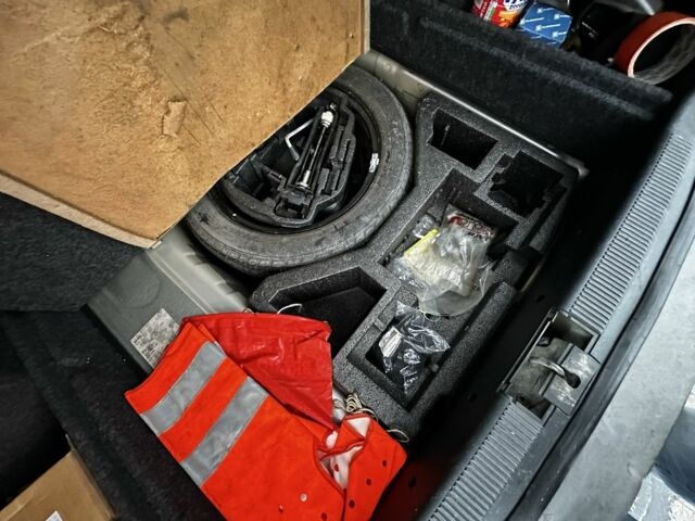 Сірий Шкода Октавія, об'ємом двигуна 0 л та пробігом 270 тис. км за 2999 $, фото 6 на Automoto.ua