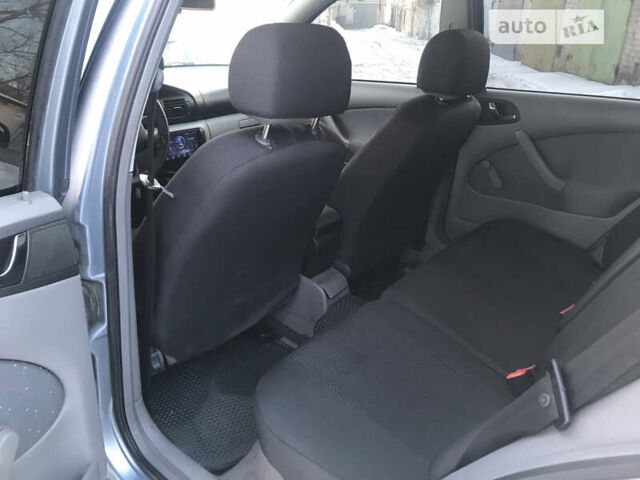 Серый Шкода Октавия, объемом двигателя 1.6 л и пробегом 305 тыс. км за 4299 $, фото 11 на Automoto.ua