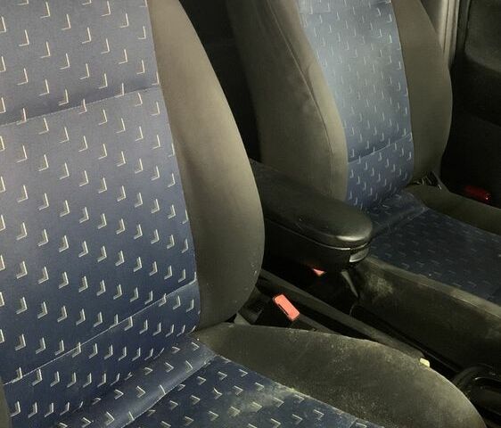 Шкода Октавия 2003 в Чернигове на Automoto.ua Серый Шкода Октавия, объемом двигателя 1.9 л и пробегом 320 тыс. км за 2400 $, фото 6 на Automoto.ua