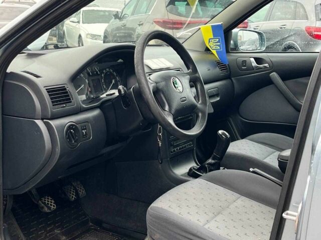 Серый Шкода Октавия, объемом двигателя 1.6 л и пробегом 436 тыс. км за 3340 $, фото 8 на Automoto.ua