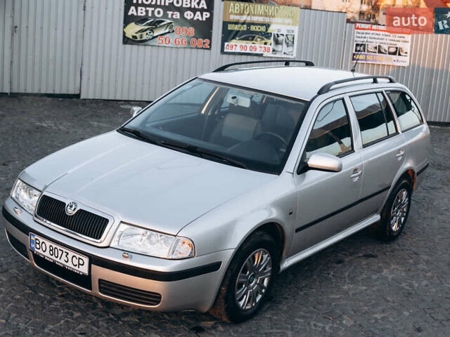 Серый Шкода Октавия, объемом двигателя 2 л и пробегом 230 тыс. км за 5300 $, фото 2 на Automoto.ua