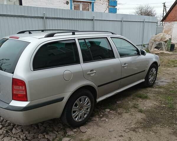 Шкода Октавия 2003 в Макарове на Automoto.ua Серый Шкода Октавия, объемом двигателя 1.6 л и пробегом 253 тыс. км за 4900 $, фото 13 на Automoto.ua