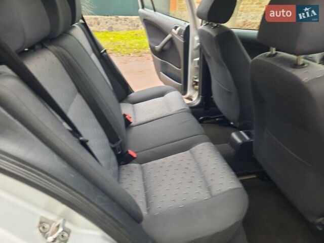 Сірий Шкода Октавія, об'ємом двигуна 1.6 л та пробігом 202 тис. км за 4850 $, фото 49 на Automoto.ua