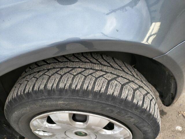 Сірий Шкода Октавія, об'ємом двигуна 2 л та пробігом 234 тис. км за 5000 $, фото 23 на Automoto.ua