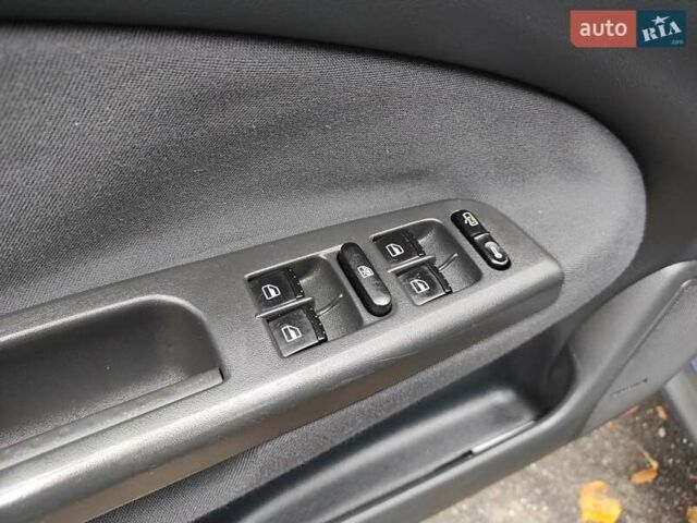 Серый Шкода Октавия, объемом двигателя 1.98 л и пробегом 296 тыс. км за 4599 $, фото 20 на Automoto.ua