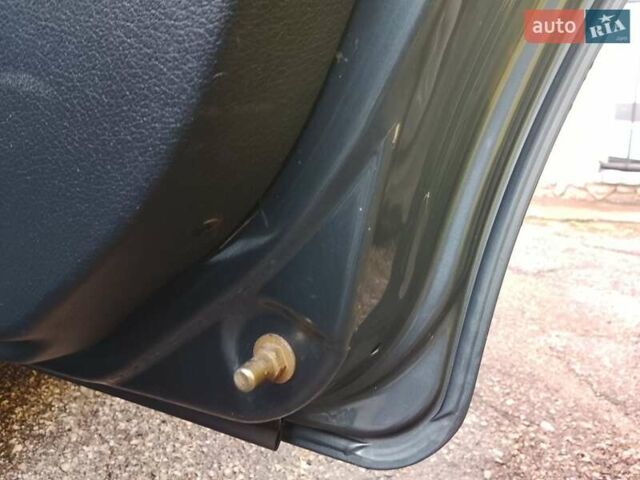 Сірий Шкода Октавія, об'ємом двигуна 1.6 л та пробігом 257 тис. км за 4800 $, фото 12 на Automoto.ua