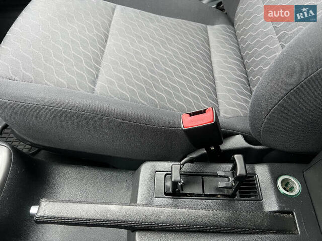 Серый Шкода Октавия, объемом двигателя 1.6 л и пробегом 179 тыс. км за 5190 $, фото 48 на Automoto.ua