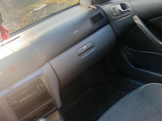 Серый Шкода Октавия, объемом двигателя 1.6 л и пробегом 290 тыс. км за 4300 $, фото 6 на Automoto.ua