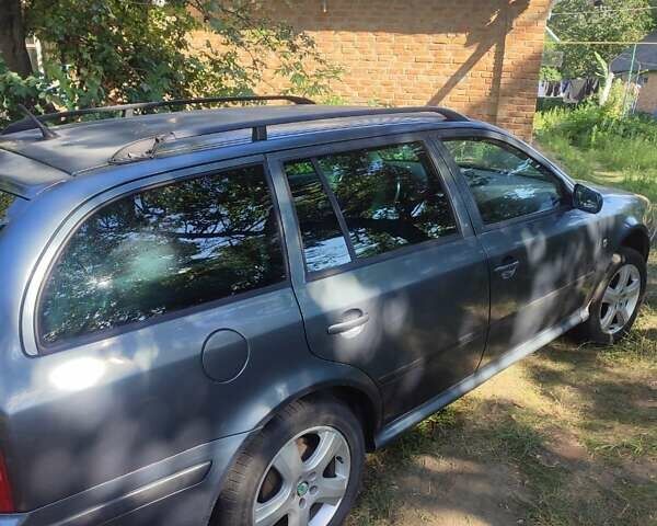 Серый Шкода Октавия, объемом двигателя 1.6 л и пробегом 280 тыс. км за 4700 $, фото 4 на Automoto.ua