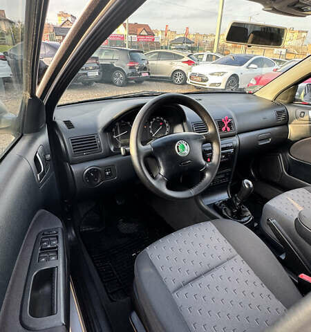 Серый Шкода Октавия, объемом двигателя 1.6 л и пробегом 245 тыс. км за 5600 $, фото 10 на Automoto.ua