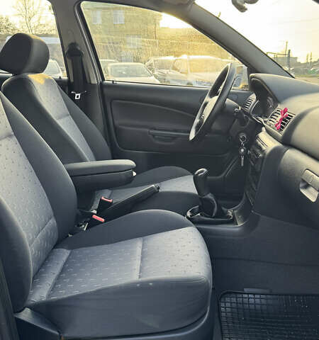 Серый Шкода Октавия, объемом двигателя 1.6 л и пробегом 245 тыс. км за 5600 $, фото 14 на Automoto.ua