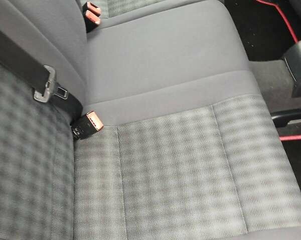 Серый Шкода Октавия, объемом двигателя 1.6 л и пробегом 238 тыс. км за 4750 $, фото 44 на Automoto.ua