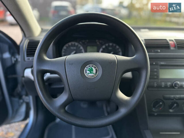 Шкода Октавия 2004 в Виннице на Automoto.ua Серый Шкода Октавия, объемом двигателя 1.6 л и пробегом 228 тыс. км за 6000 $, фото 28 на Automoto.ua