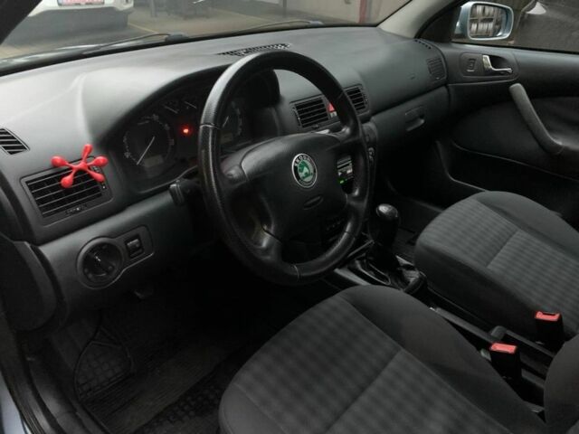 Шкода Октавія 2004 у Софіївська Борщагівка на Automoto.ua Сірий Шкода Октавія, об'ємом двигуна 1.6 л та пробігом 182 тис. км за 4500 $, фото 8 на Automoto.ua