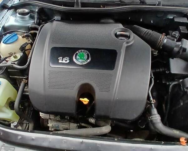 Серый Шкода Октавия, объемом двигателя 1.6 л и пробегом 238 тыс. км за 4750 $, фото 66 на Automoto.ua