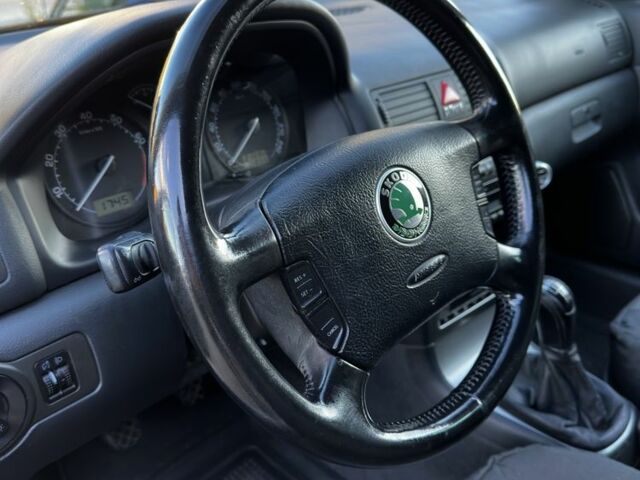 Шкода Октавия 2004 в Львове на Automoto.ua Серый Шкода Октавия, объемом двигателя 2 л и пробегом 213 тыс. км за 3800 $, фото 15 на Automoto.ua