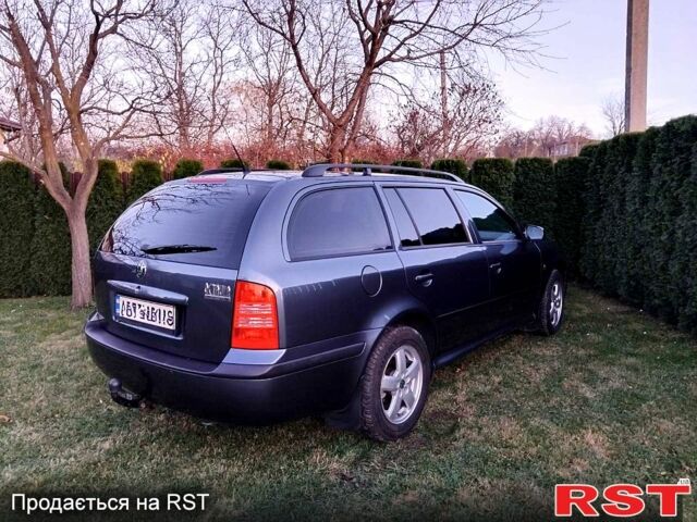 Сірий Шкода Октавія, об'ємом двигуна 2 л та пробігом 245 тис. км за 4950 $, фото 1 на Automoto.ua