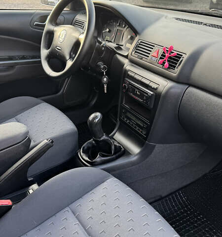 Серый Шкода Октавия, объемом двигателя 1.6 л и пробегом 245 тыс. км за 5600 $, фото 15 на Automoto.ua