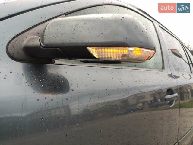 Серый Шкода Октавия, объемом двигателя 1.6 л и пробегом 235 тыс. км за 5650 $, фото 12 на Automoto.ua