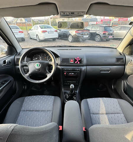 Серый Шкода Октавия, объемом двигателя 1.6 л и пробегом 245 тыс. км за 5600 $, фото 13 на Automoto.ua