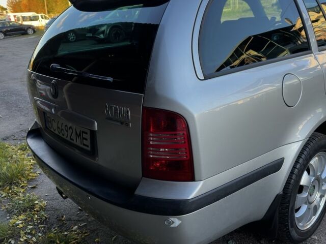 Шкода Октавия 2004 в Львове на Automoto.ua Серый Шкода Октавия, объемом двигателя 2 л и пробегом 213 тыс. км за 3800 $, фото 10 на Automoto.ua