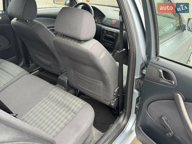 Серый Шкода Октавия, объемом двигателя 1.6 л и пробегом 222 тыс. км за 5200 $, фото 51 на Automoto.ua