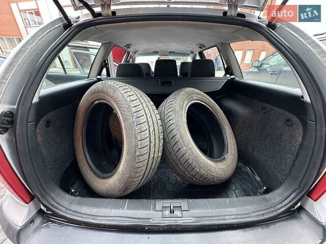 Серый Шкода Октавия, объемом двигателя 1.6 л и пробегом 244 тыс. км за 4700 $, фото 10 на Automoto.ua