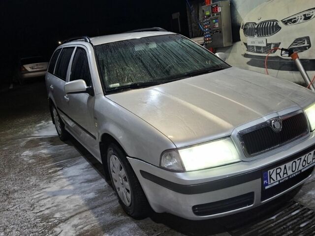 Серый Шкода Октавия, объемом двигателя 0 л и пробегом 193 тыс. км за 1550 $, фото 4 на Automoto.ua