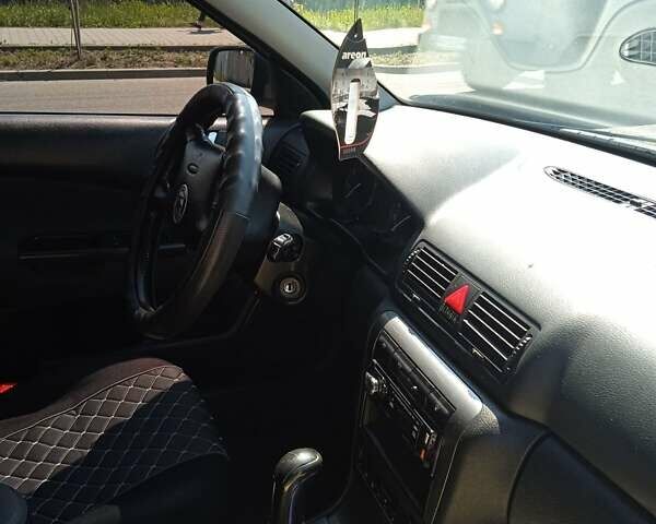 Серый Шкода Октавия, объемом двигателя 1.9 л и пробегом 236 тыс. км за 4600 $, фото 1 на Automoto.ua
