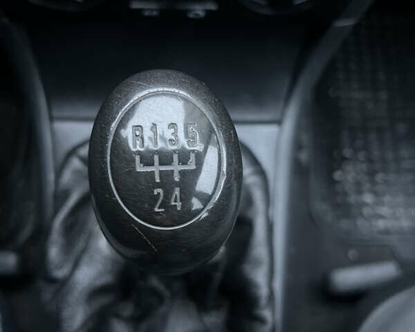 Серый Шкода Октавия, объемом двигателя 1.6 л и пробегом 223 тыс. км за 4799 $, фото 27 на Automoto.ua