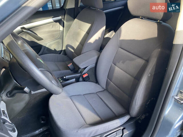 Серый Шкода Октавия, объемом двигателя 1.6 л и пробегом 211 тыс. км за 5700 $, фото 30 на Automoto.ua