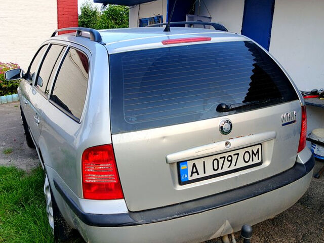 Серый Шкода Октавия, объемом двигателя 1.6 л и пробегом 424 тыс. км за 4300 $, фото 1 на Automoto.ua