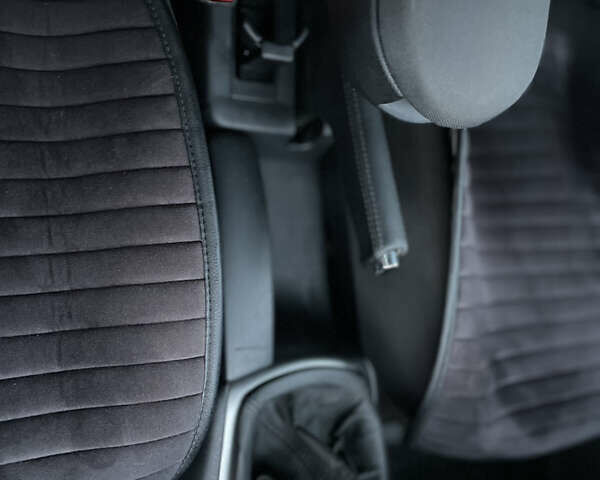 Шкода Октавия 2004 в Виннице на Automoto.ua Серый Шкода Октавия, объемом двигателя 1.98 л и пробегом 231 тыс. км за 3950 $, фото 18 на Automoto.ua