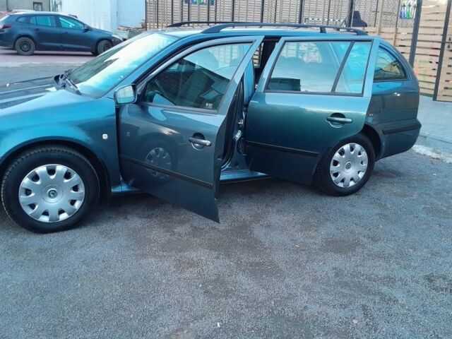 Сірий Шкода Октавія, об'ємом двигуна 1 л та пробігом 288 тис. км за 5300 $, фото 11 на Automoto.ua