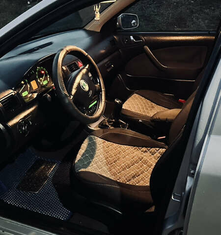 Сірий Шкода Октавія, об'ємом двигуна 1.6 л та пробігом 310 тис. км за 5700 $, фото 7 на Automoto.ua