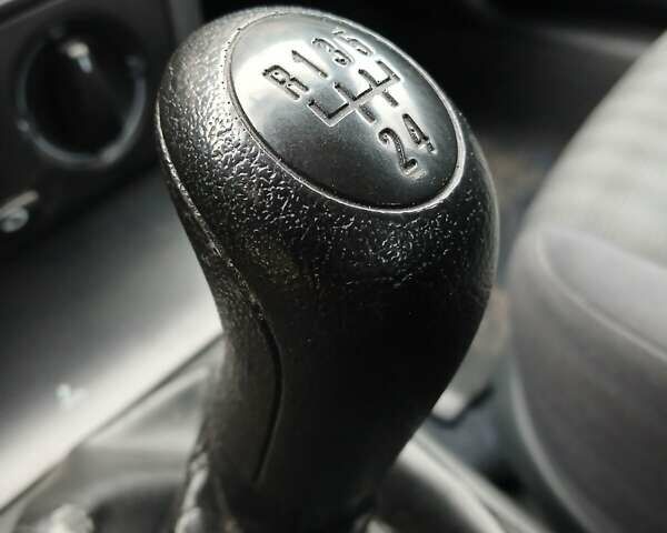 Серый Шкода Октавия, объемом двигателя 1.6 л и пробегом 238 тыс. км за 4750 $, фото 27 на Automoto.ua