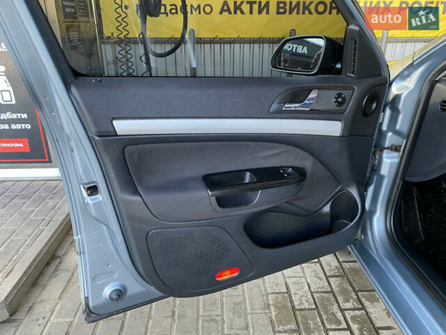 Серый Шкода Октавия, объемом двигателя 1.6 л и пробегом 211 тыс. км за 5700 $, фото 32 на Automoto.ua