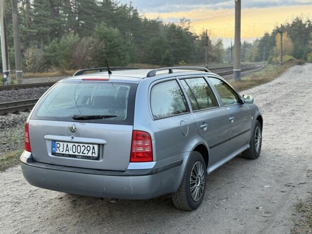 Серый Шкода Октавия, объемом двигателя 1.9 л и пробегом 300 тыс. км за 2300 $, фото 3 на Automoto.ua