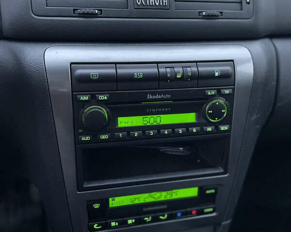 Шкода Октавия 2004 в Виннице на Automoto.ua Серый Шкода Октавия, объемом двигателя 1.98 л и пробегом 231 тыс. км за 3950 $, фото 19 на Automoto.ua